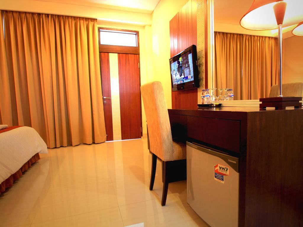 Jesens Inn II Kuta Lombok Zewnętrze zdjęcie