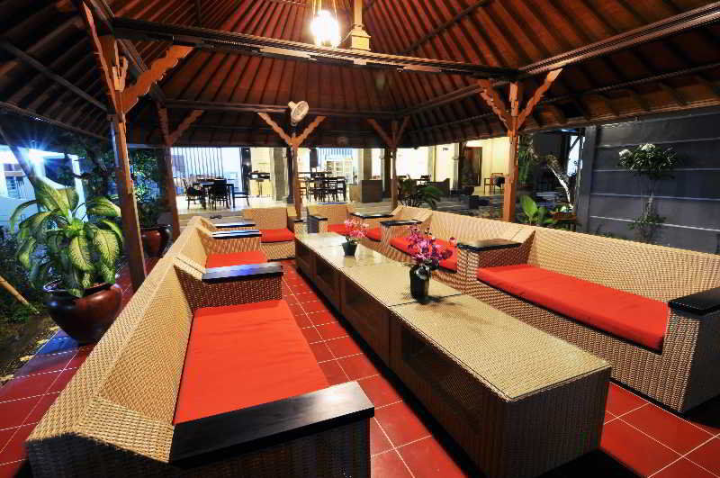 Jesens Inn II Kuta Lombok Zewnętrze zdjęcie