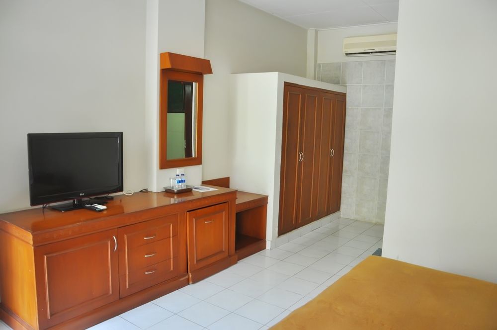 Jesens Inn II Kuta Lombok Zewnętrze zdjęcie